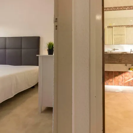 Yolemi By Interhome